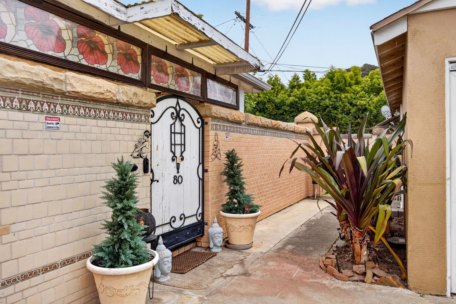 13-web-or-mls-Upmarketmedia_80-82Sea-037