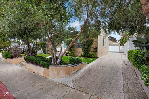 3-web-or-mls-Upmarketmedia_80-82Sea-001