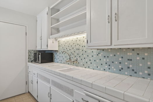 32-web-or-mls-UpmarketMedia-80SSe-025