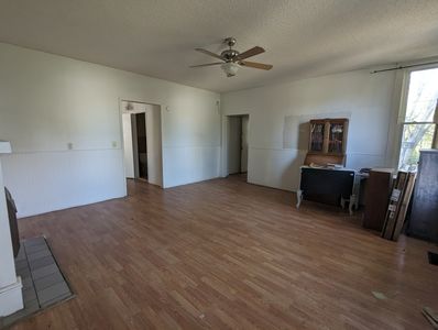 PXL_20241118_190854231