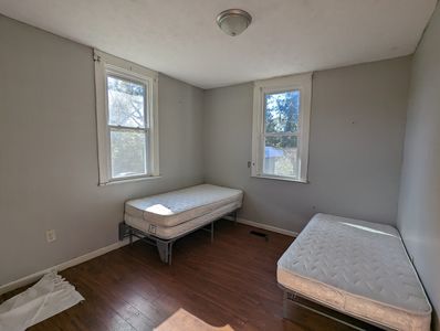 PXL_20241118_191128083