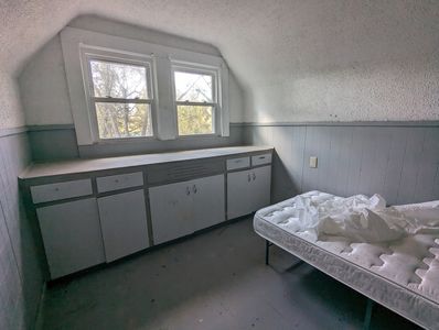 PXL_20241118_191219778