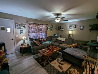 PXL_20241122_185148657.MP