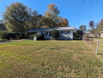 PXL_20241122_185709231