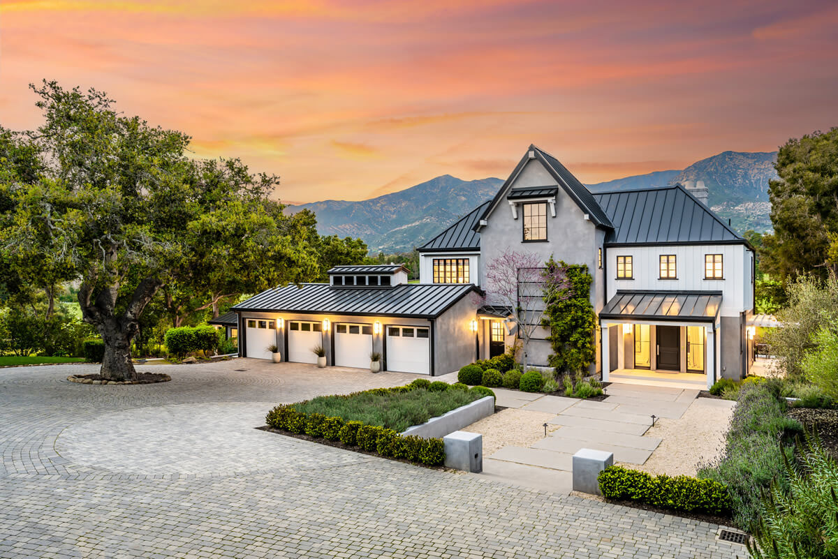 stylish-modern-mansion-has-a-unique-stone-driveway-2024-01-10-22-15-34-utc (1)