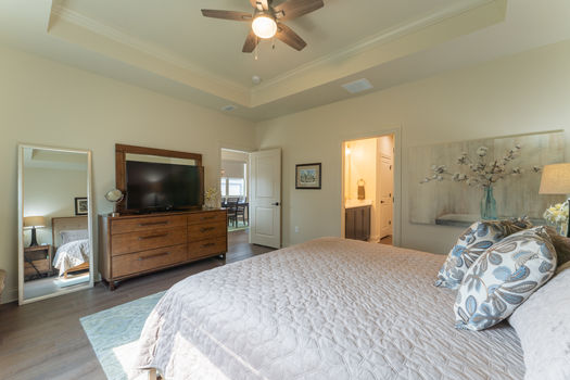 4702Victory-2169-HDR