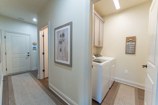 4702Victory-2193-HDR