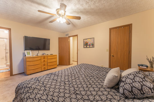 3854DeerKnoll-2208-HDR