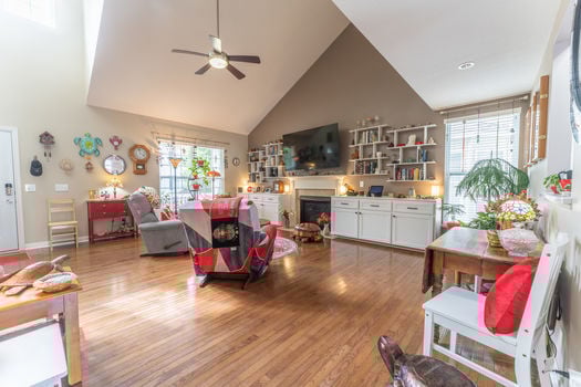 5712Streams-2135-HDR_under4mb