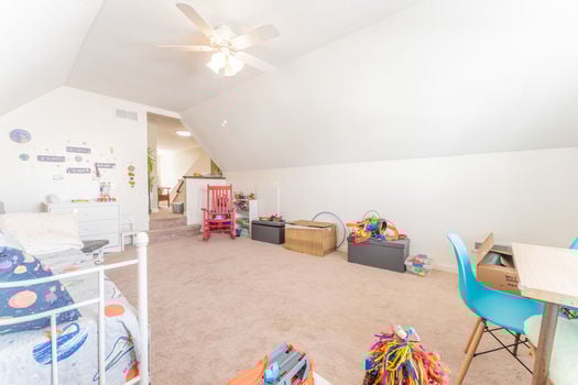 5712Streams-2216-HDR_under4mb