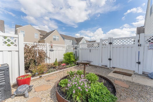 5712Streams-2228-HDR_under4mb