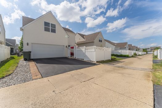 5712Streams-2231-HDR_under4mb