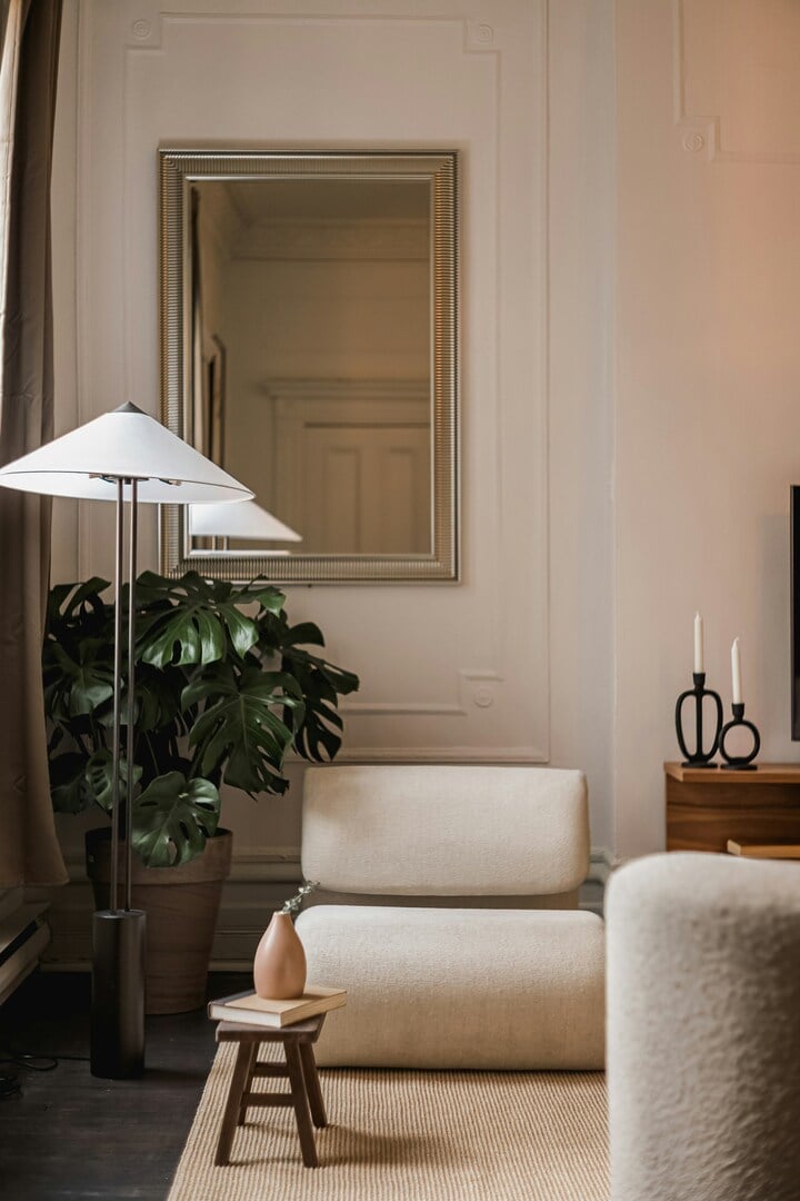 nathan-van-egmond-XuttnPd2qNE-unsplash