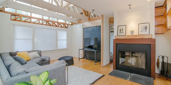 Why It's Important To Work With A Realtor