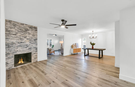 6821 Lonicera Drive-15