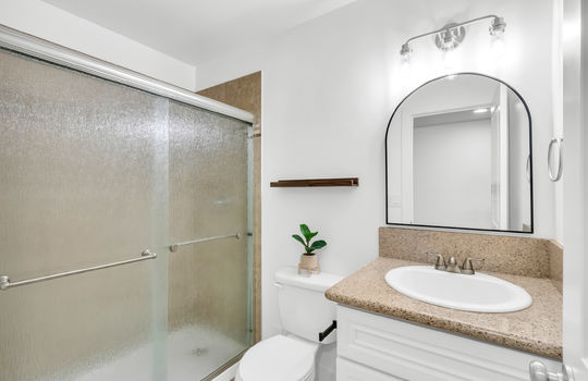 6821 Lonicera Drive-46