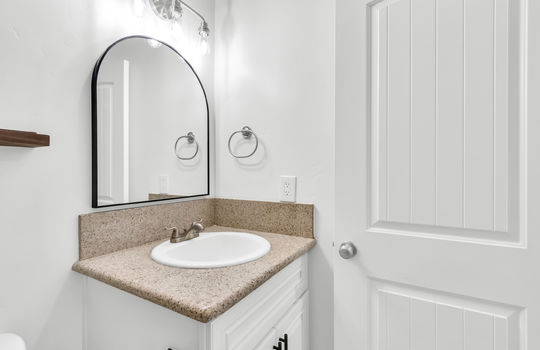 6821 Lonicera Drive-47