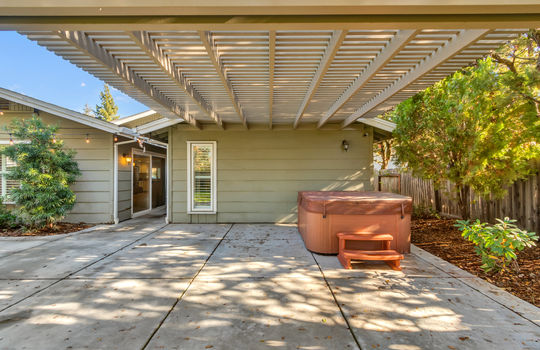 6821 Lonicera Drive-56