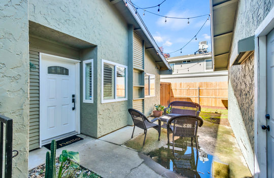 6821 Lonicera Drive-7