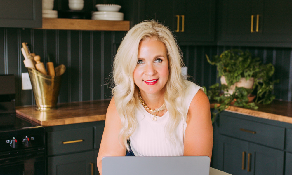 1.Shelby-3-2(horizontal)