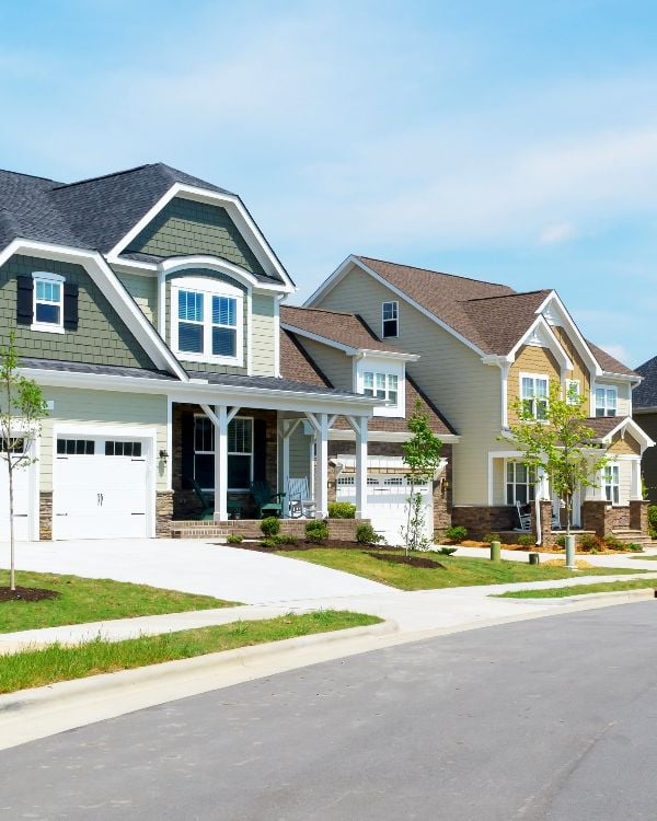 Buyers-Street of suburban homes