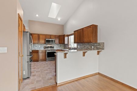 Inside-Spokane-Hutton View-10