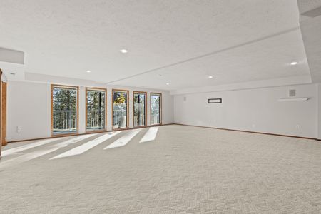 Inside-Spokane-Hutton View-23