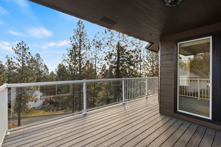 Inside-Spokane-Hutton View-31