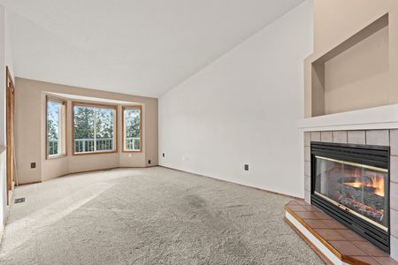 Inside-Spokane-Hutton View-5