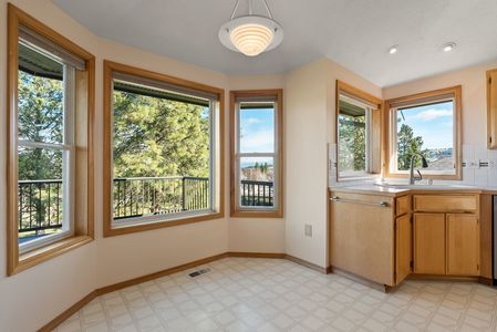 Inside-Spokane-Birkdale-11