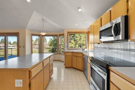 Inside-Spokane-Birkdale-14