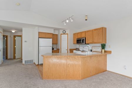 Inside-Spokane-15th-10