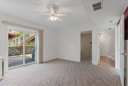 Inside-Spokane-15th-22