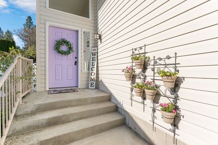 Inside-Spokane-15th-3