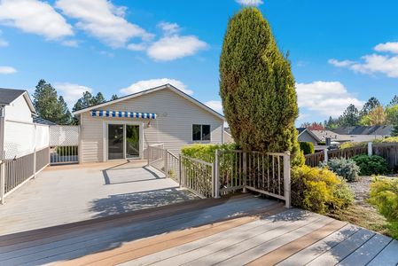 Inside-Spokane-15th-31