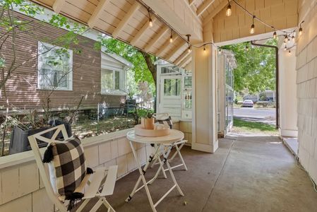 Inside-Spokane-9th-33