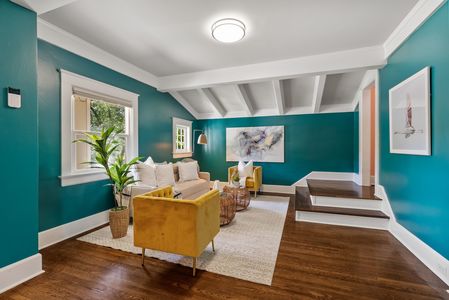 Inside-Spokane-9th-5