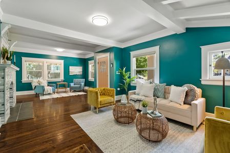 Inside-Spokane-9th-6