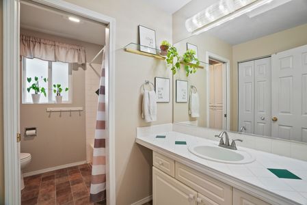 Inside-Spokane-Regal-17