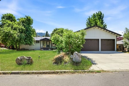 1.13_6422 e 17th ave_V2
