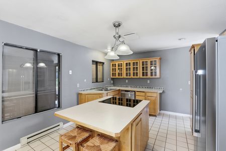 14_6422 e 17th ave
