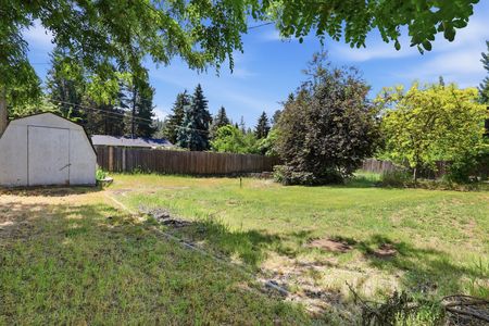 48_6422 e 17th ave