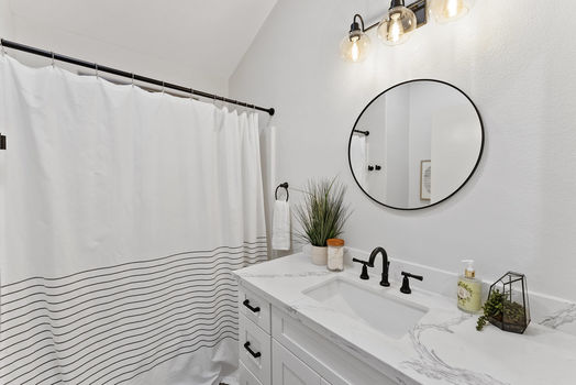 Brommer_Bathroom_After