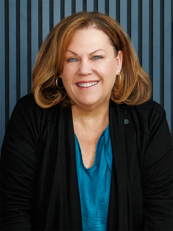 Alicia-2024-New-Prof-Pic