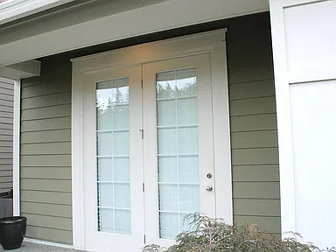 4de5d96eb977331aef7fdfc3e36b9c4f-cc_ft_384