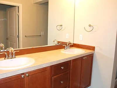 4e364b7ebad73314cd91f00ec04f4243-cc_ft_384