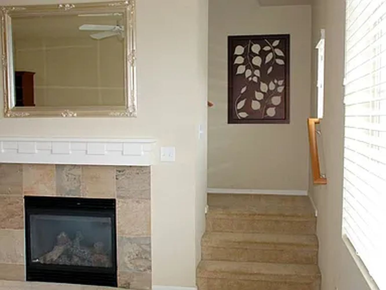 76b73fa7e4af6ef3e3de75b34071d03a-cc_ft_384