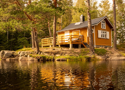 Norwegian cabin in the woods powered by solar energy
