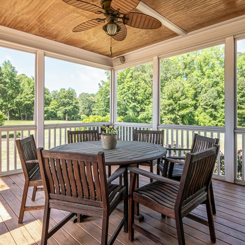 🔥 What’s Hot Right Now? Real Estate Trends Heating Up This Summer