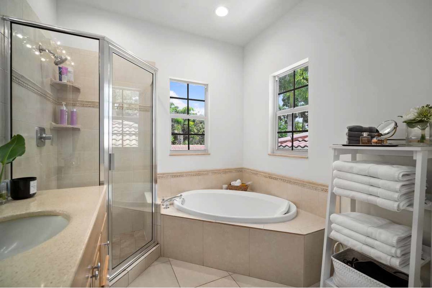 427 Woodland Dr-03470